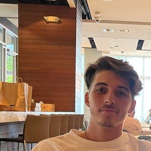 Meet your Posher, Mateo